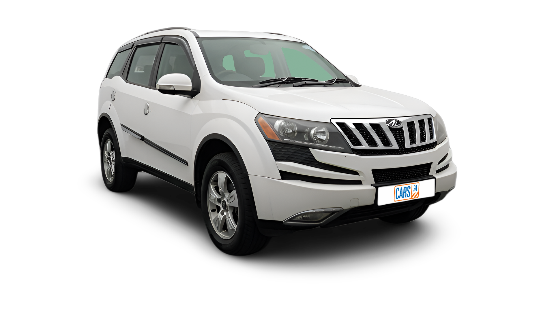 Mahindra XUV500-img